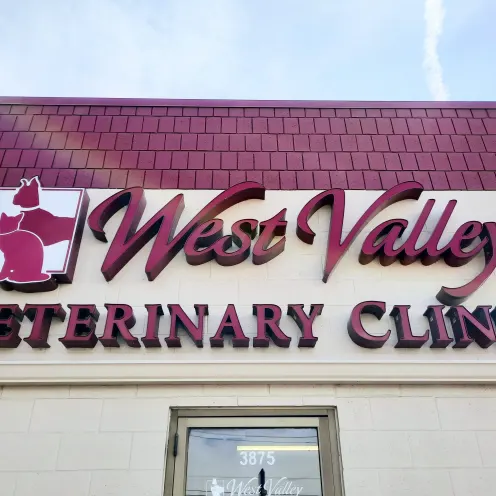 West Valley Veterinary Clinic Entrance and outdoor signage